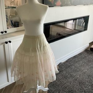 Vintage Petticoat/slip with floral Motif